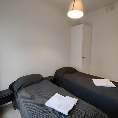 公寓 Comfortable New One-bedroom For 3. Airport/tikkurila 万塔