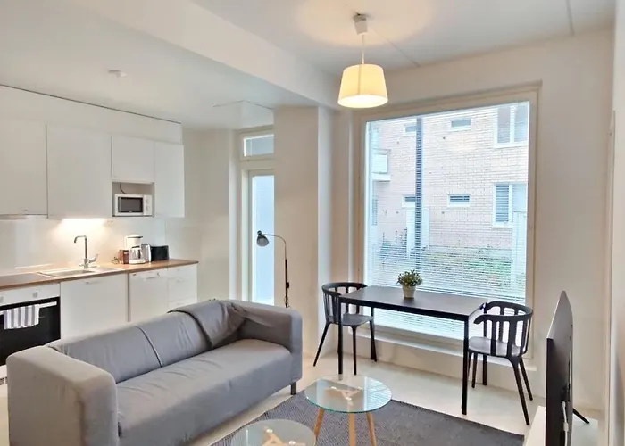 Comfortable New One-bedroom For 3. Airport/tikkurila